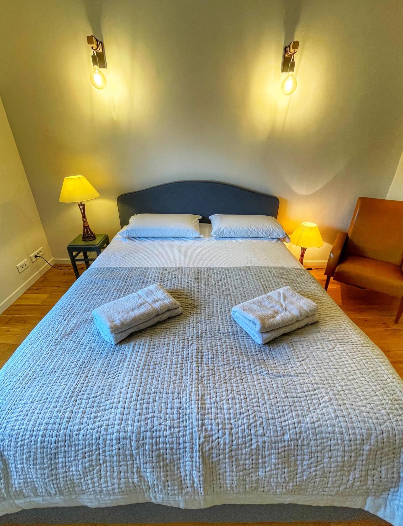 Le Petit Delphia Apartment Apt Luaran gambar