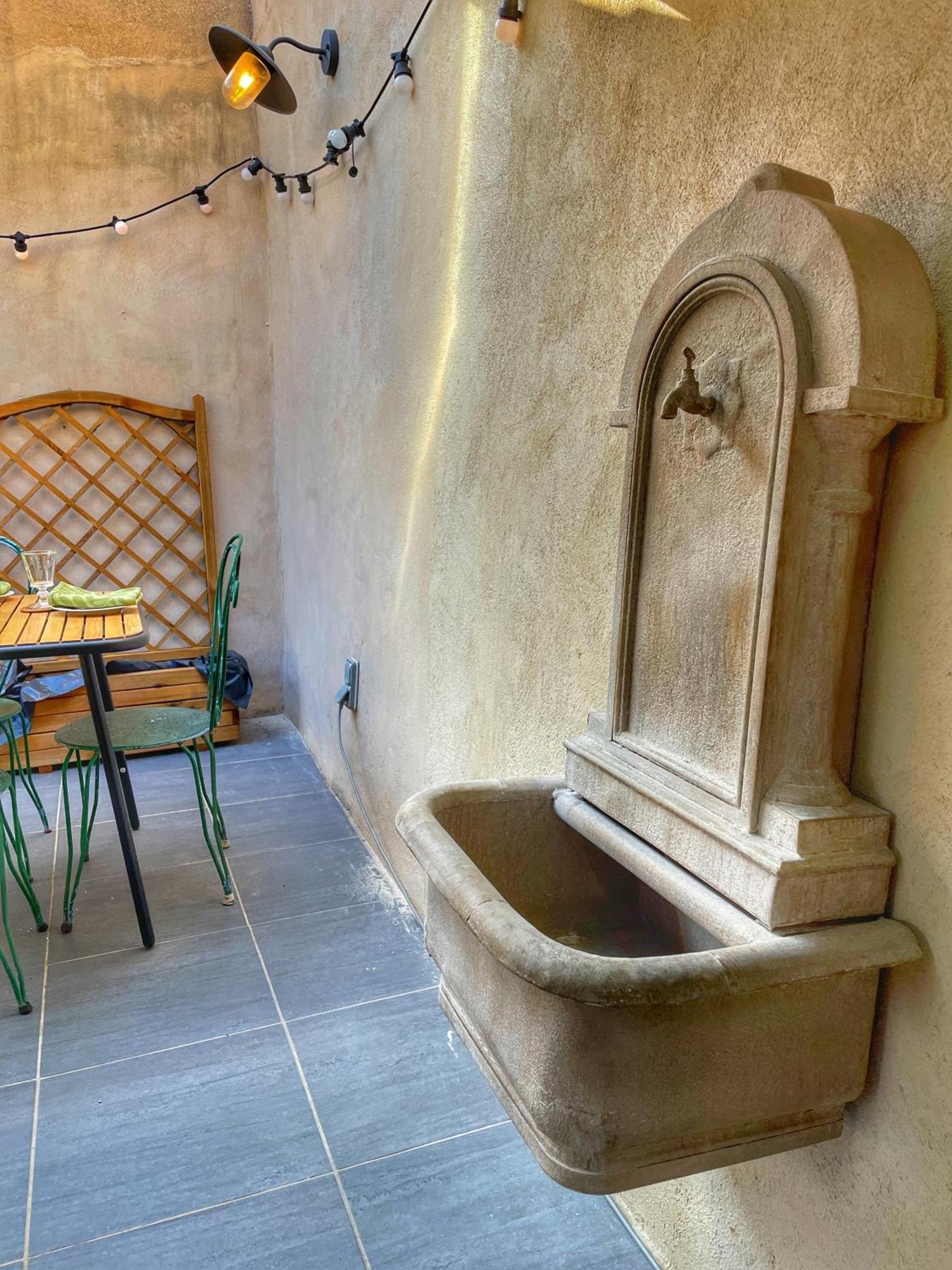 Le Petit Delphia Apartment Apt Luaran gambar